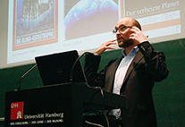 Michael Brüggemann bei seiner Antrittsvorlesung an der Universität Hamburg